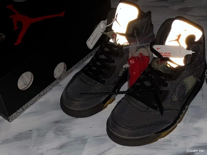 Off-White x Air CT8480-001 Black Jordan 5 0520